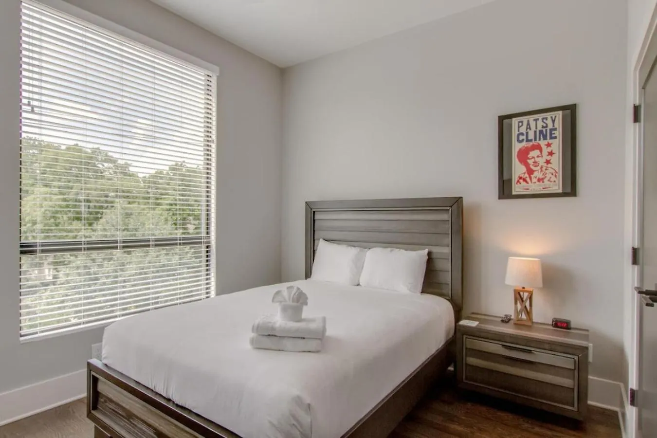 Large Impressive Townhome Private Viewing Terrace Nashville Semesterbostad