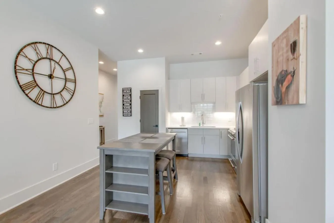 Large Impressive Townhome Private Viewing Terrace Nashville ABD